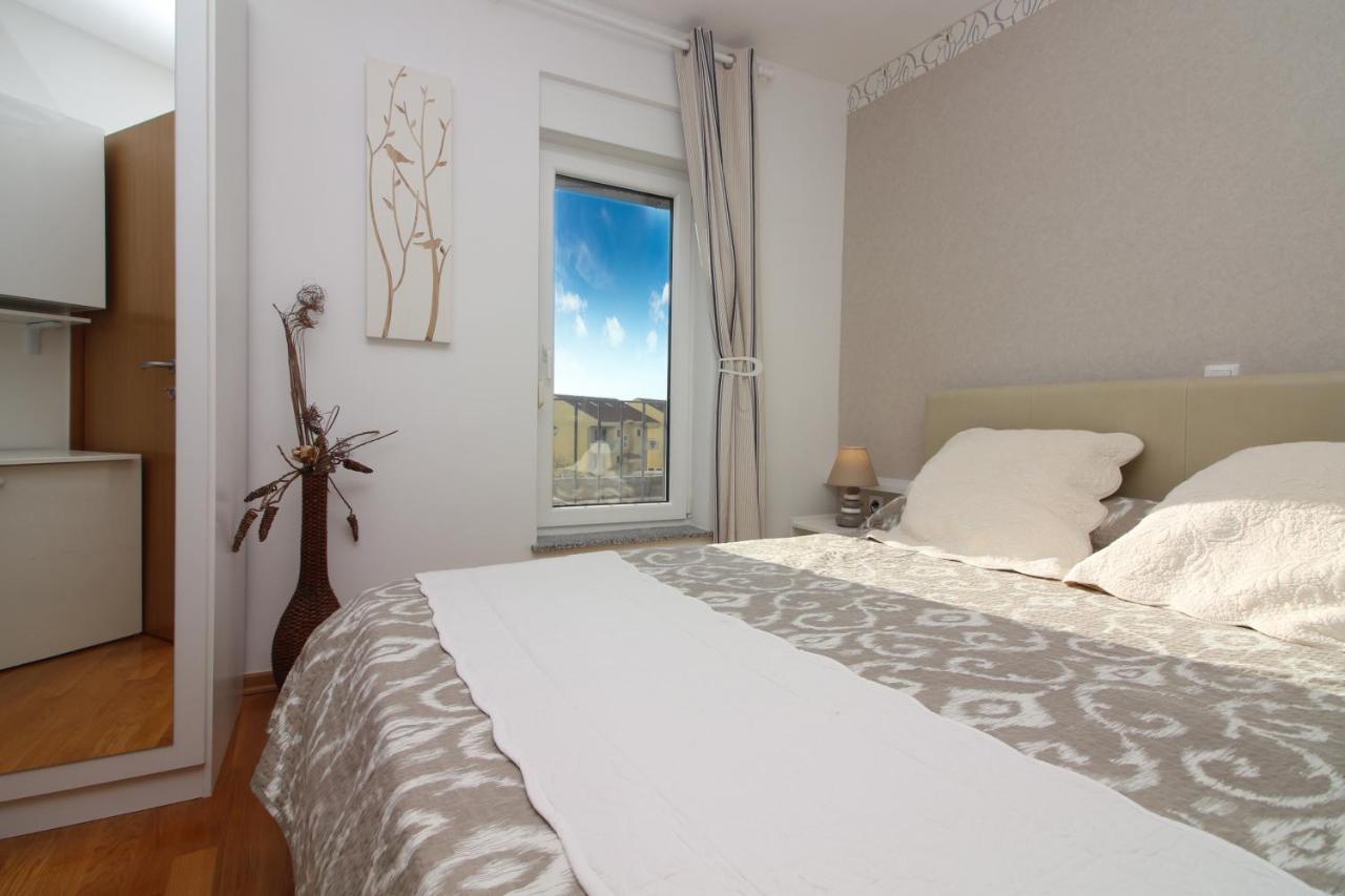 Vistamar Apartamento Rogoznica  Exterior foto