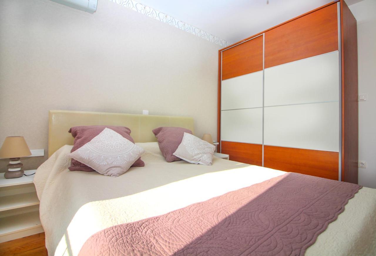 Vistamar Apartamento Rogoznica  Exterior foto